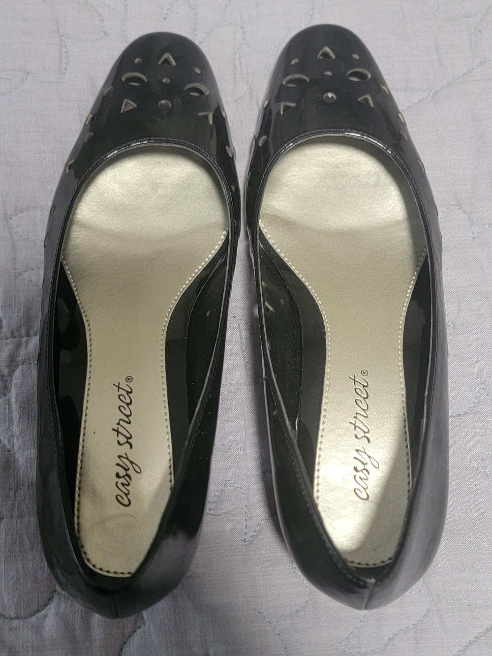 easy street Black Patent Cutout Slip-On Flats